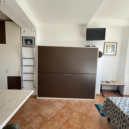 Piccola Navetta Apartment Diano San Pietro Bagian luar foto