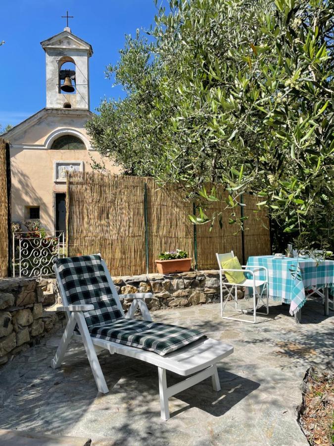 Piccola Navetta Apartment Diano San Pietro Bagian luar foto