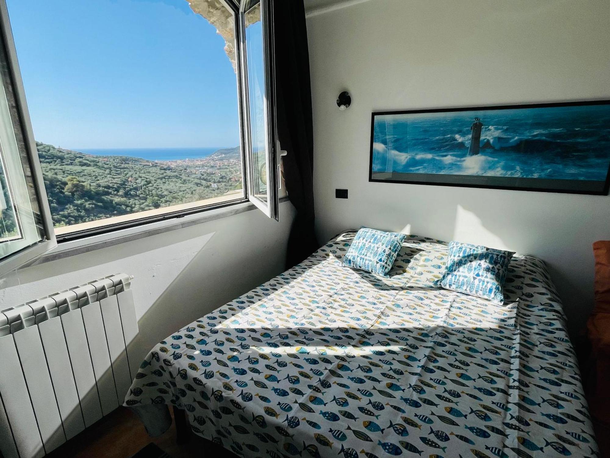 Piccola Navetta Apartment Diano San Pietro Bagian luar foto
